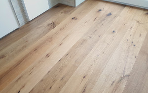 Eiche rustikal geschliffen natur geölt - F4E Landhausdiele Eiche rustikal geschliffen natur geölt - F4E Landhausdiele